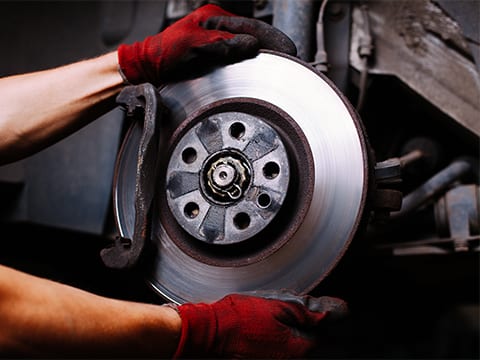 Tuning a worn disc brake